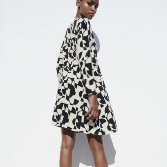 NWT Zara Abstract Women S Black White Long Sleeve Mini Dress-V-Neck Button Front - Picture 3 of 11